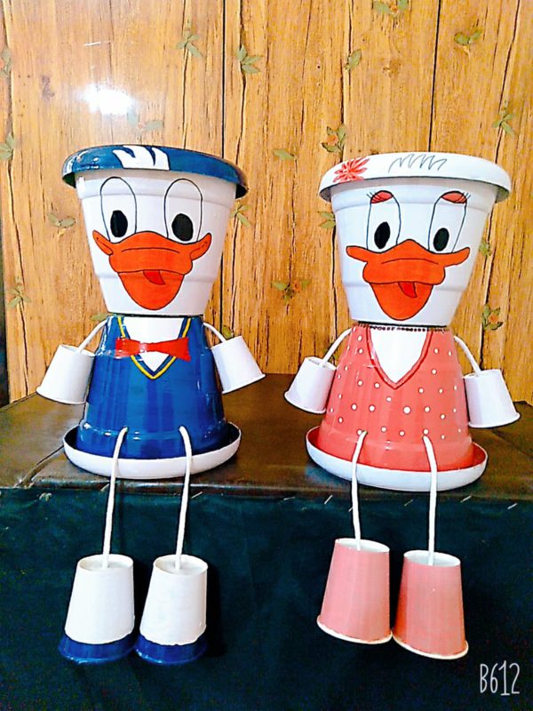 Donald Duck Planters