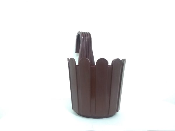 Fence Hook Basket - chocolate